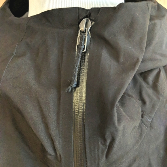 PATAGONIA Women's Calcite Jacket - Picture 5 of 15